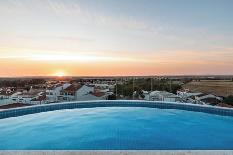 Holiday Inn Beja by IHG, Pool