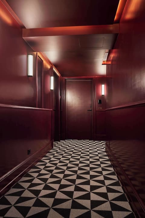 DUO Hotel Lisbon, Curio Collection by Hilton, Lobby