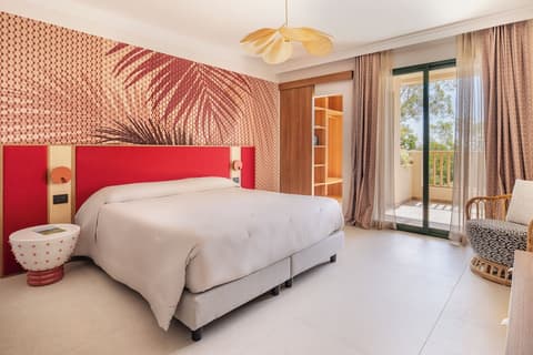 VOI Tanka Selected, Room