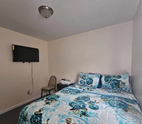 Room H Divine Villa and Resorts, Room