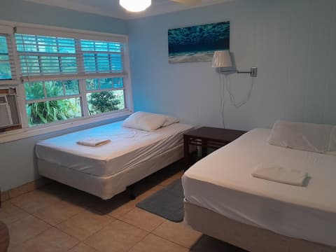 PARADISE CREEK COTTAGES, Room