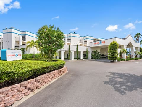 OASIS BAY SUITES, Tampa, Busch Gardens, USF, Front of property