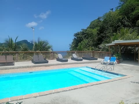 Pinard's Mountain Resort - Cottage 10, Outdoor pool