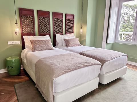 Solar dos Cantos, Room