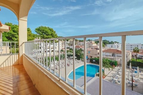 Hotel Lliteras, Room