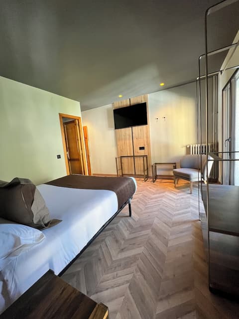 Hotel Yomo Petit Paris, Room