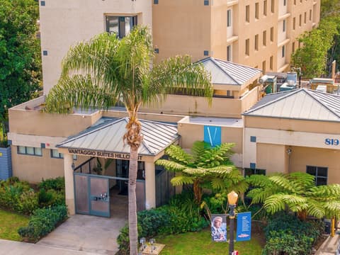 Uptown Inn by Vantaggio - Limited Service Apart-Hotel, Exterior