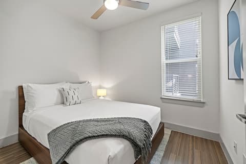 Placemakr Downtown Austin, Room