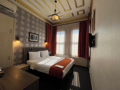 Le Safran Hotel, Room