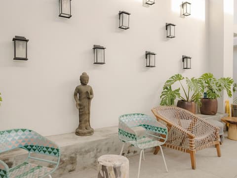 Bali Hotel Adults Only Isla Verde, a Trademark by Wyndham, Interior entrance