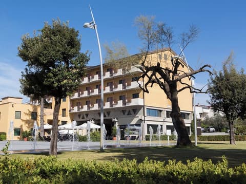 Hotel Fontana Olente, Exterior