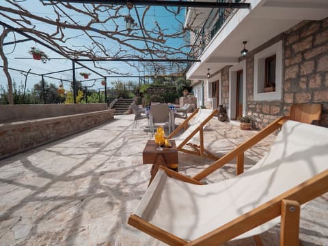 Casa Pastrovici del Mare, Terrace/patio