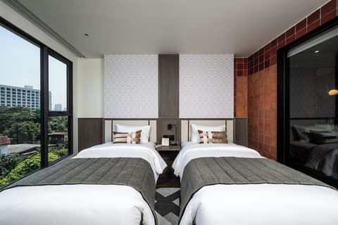 We Hotel Riverfront, Room