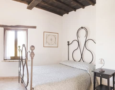 Borgo San Valentino, Room