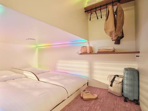 CityHub Reykjavik, Room