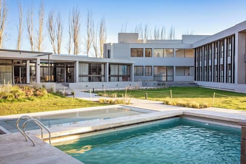 Amerian Chacras de Coria, Outdoor pool