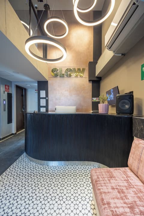 Hotel Glow Medellín, Reception