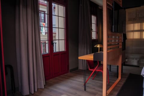 LETOH LETOH Bilbao, Room