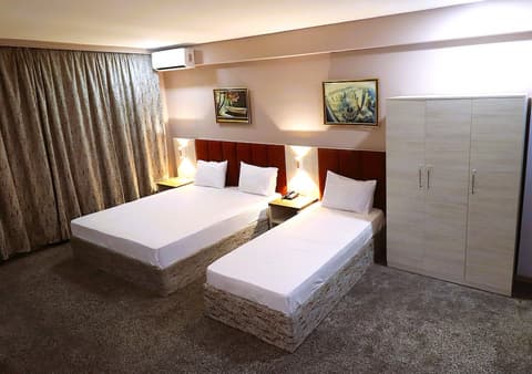 Amazon Hotel - Free Massage, Room