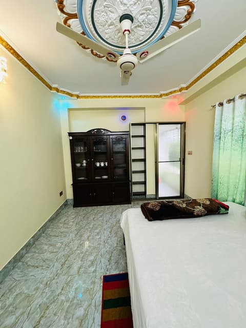 Saudia residential hotel, Room