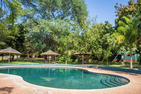 Rest Camp Victoria Falls, Pool