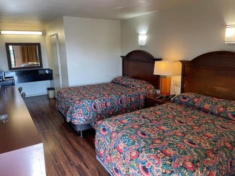 Sierra Inn, Room