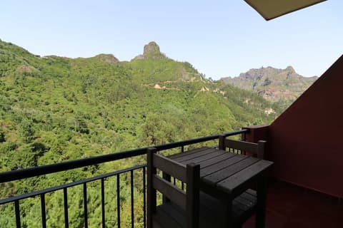 Valley View Hotel Encumeada, Terrace/patio