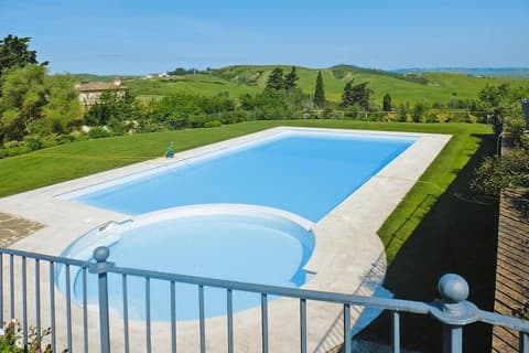 Apartment in Tuscany With Pool & Golf, Pool