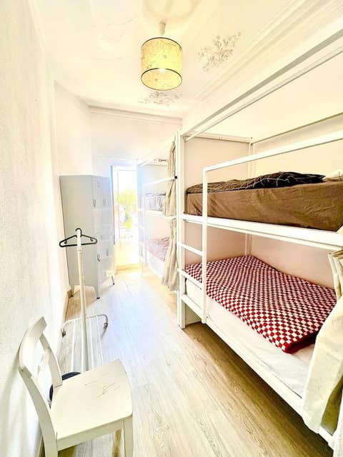 SwissPorto Guest House, Room