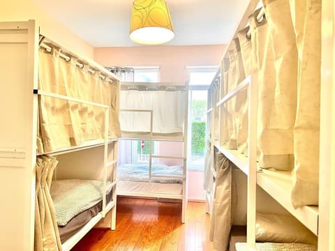 SwissPorto Guest House, Room