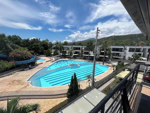SANTA FE DE ANTIOQUIA, Pool