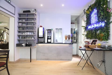 Hôtel Arc Porte D'Orleans, Restaurant