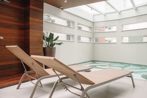 BRUT by Slaviero Hotéis, Pool