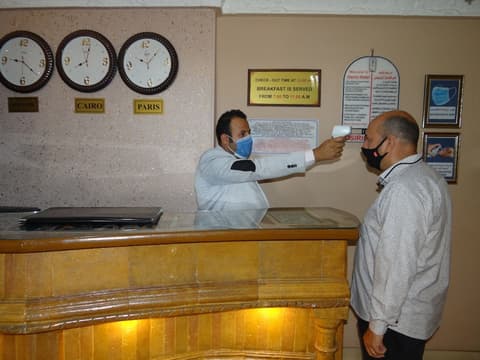 Osiris Hotel, Reception