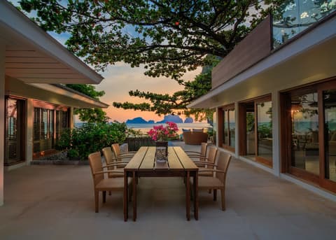 Villa Macaque and Villa Languor, Terrace/patio