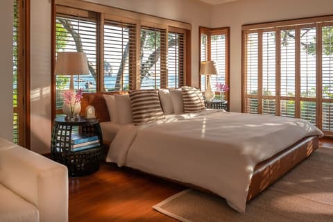 Villa Macaque and Villa Languor, Room