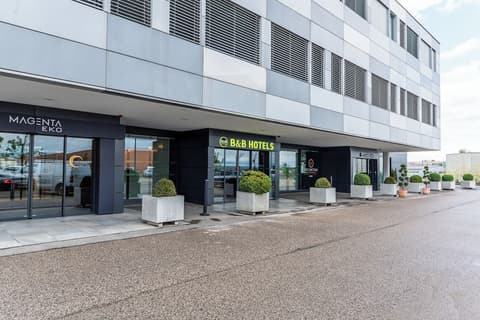 B&B Hotel Lausanne Crissier, Exterior