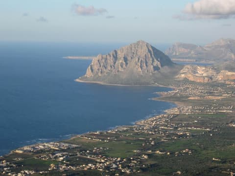 Vista Egadi B&B, Hiking