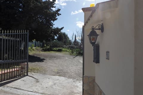 Bed & Breakfast S. Elia, Interior entrance