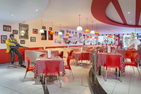 El Beso Adults Only at Ocean Coral & Turquesa - All Inclusive, Restaurant