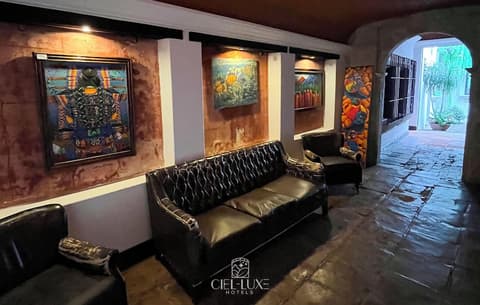 Ciel-Luxe Hotels, Lobby sitting area