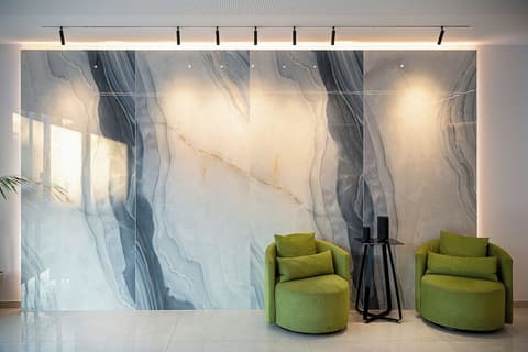 Porto Platanias Village, Reception