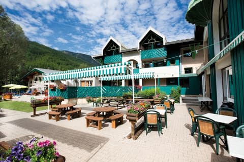 Club Vacances Bleues Les Alpes d'Azur, Front of property