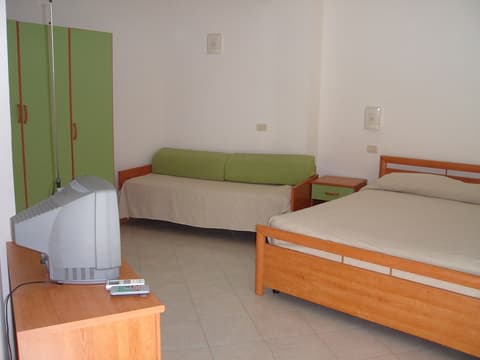 Hotel Eden, Room