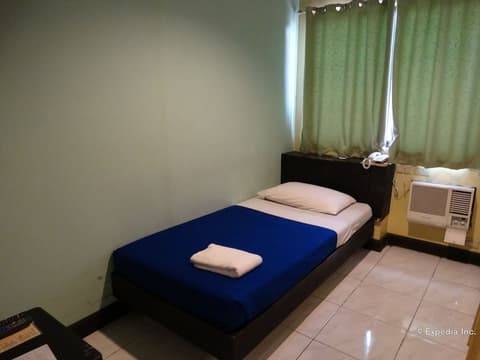 Davao Royal Suites and Residences, Room