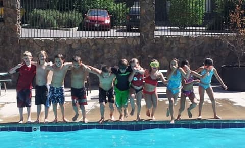 Indian Flat RV Park - Tent Cabins & Cottages, Outdoor pool