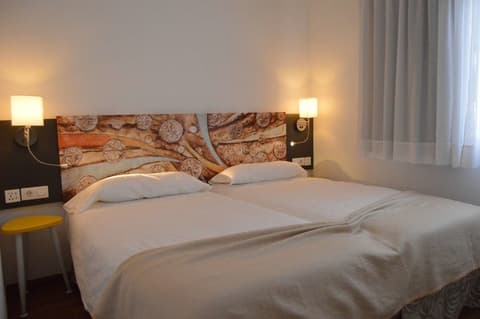 Hotel Plaza Palmeras, Room