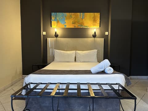 N1 Hotel Samora Machel Harare, Room