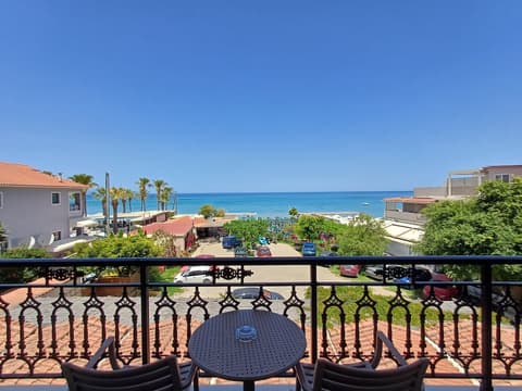 Anetis Beach Hotel, Room