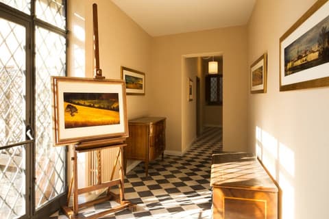 Art Hotel Villa Agape, Interior entrance